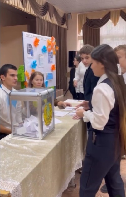 Мектепішілік “Президент сайлауы” өтті.